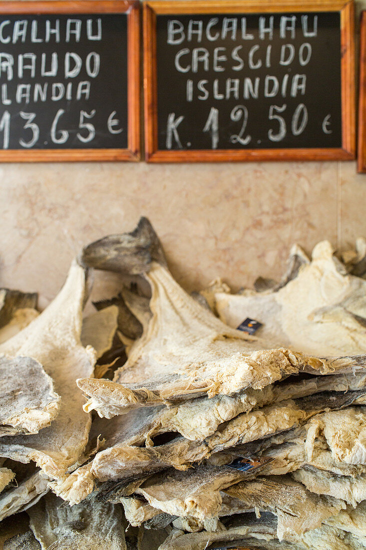 stockfish, dried cod, fishmonger, shop, nobody, Lisbon, Portugal