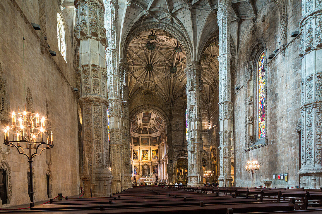 interior, Church of Santa Maria, Jeronimos Monastery,  Belém, Lisbon, Portugal