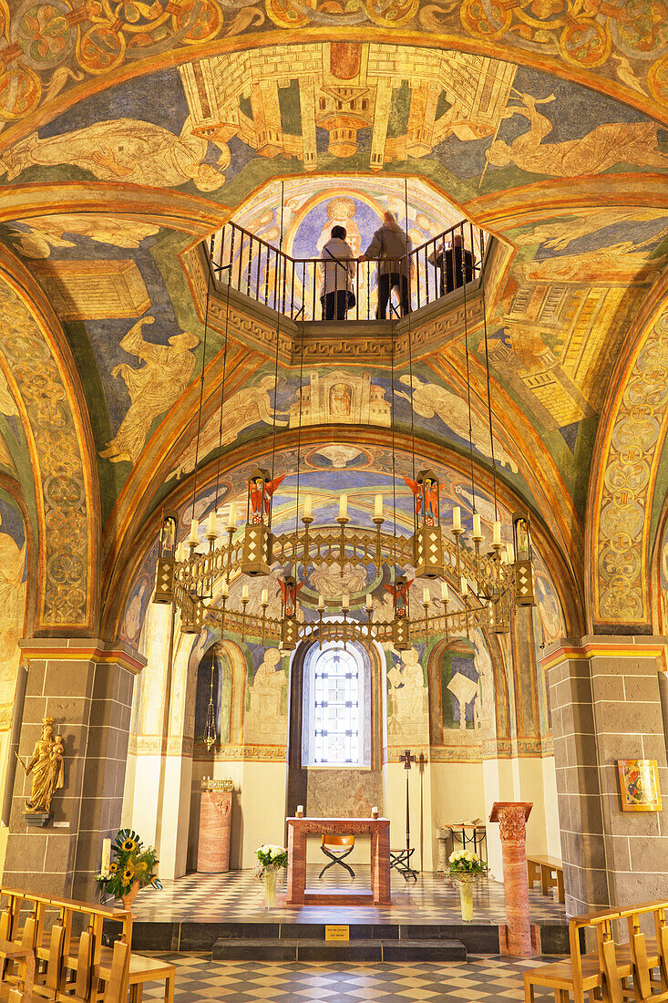 Romanische Doppelkirche St. Maria und Clemens in Schwarzrheindorf bei Bonn, Mittelrheintal, Nordrhein-Westfalen, Deutschland, Europa