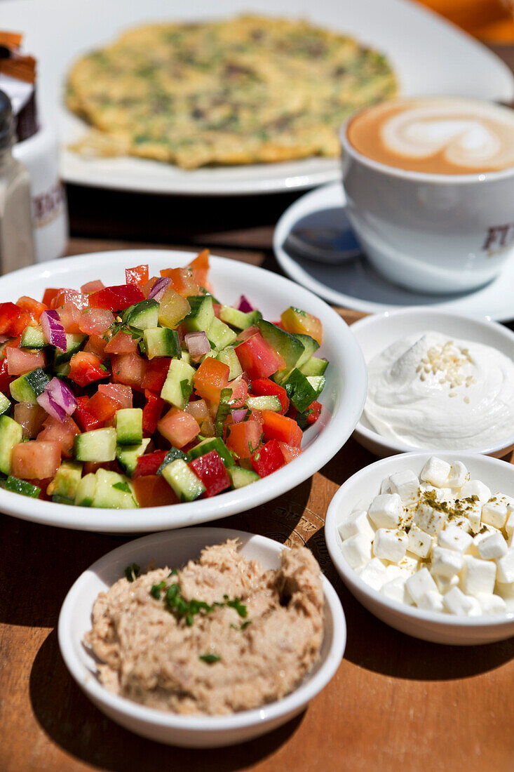 Israelischer Salat, Tel-Aviv, Israel