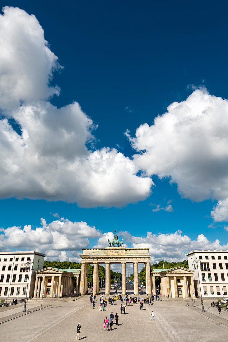 Brandenburg Gate, Pariser Platz, Berlin, Germany