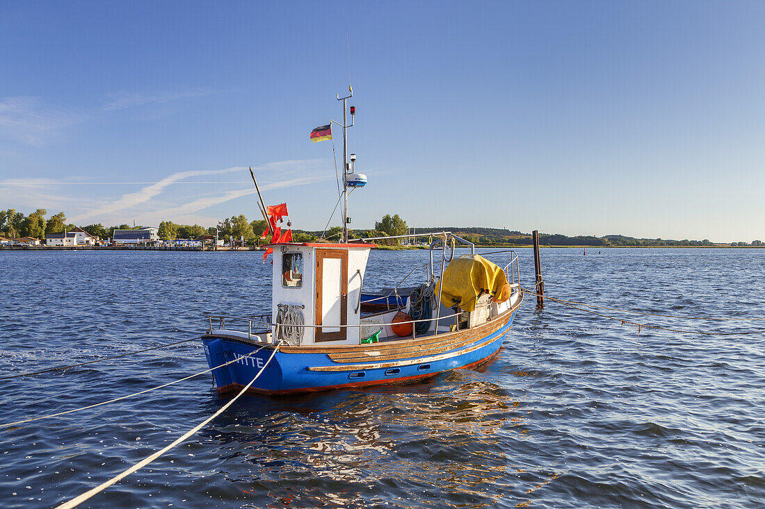 Fishing boat on the bay, Vitte, Island Hiddensee, Baltic coast, Mecklenburg-Western Pomerania, Northern Germany, Germany, Europa