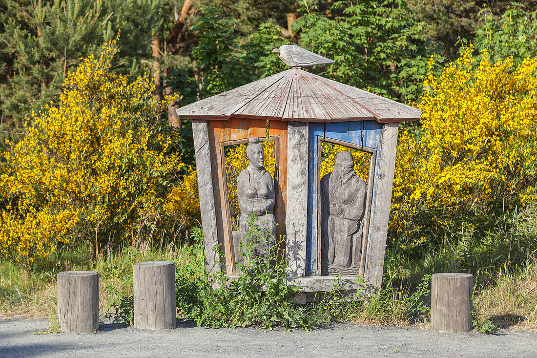 Kunst am Dornbusch, Kloster, Insel Hiddensee, Ostseeküste, Mecklenburg-Vorpommern, Norddeutschland, Deutschland, Europa