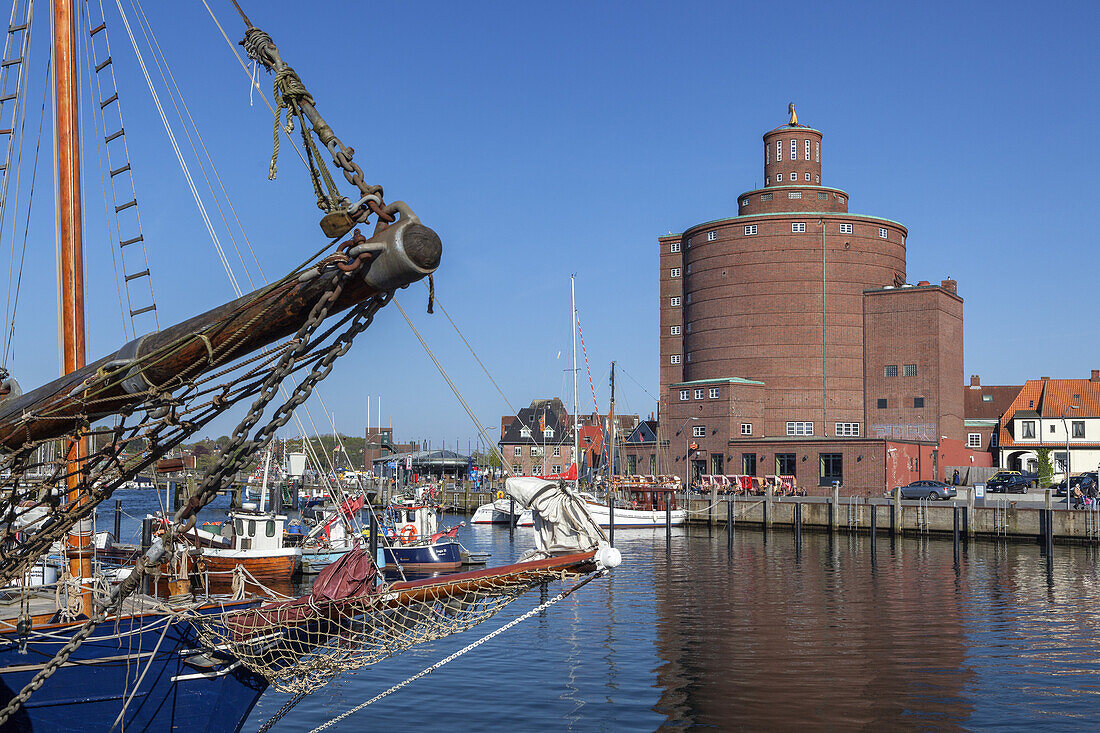 Harbour and storage house in Eckernförde, Baltic coast, Schleswig-Holstein, Northern Germany, Germany, Europe