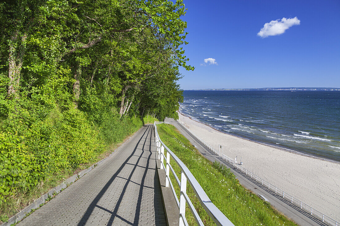 Weg zum Strand im Ostseebad Sellin, Insel Rügen, Ostseeküste, Vorpommern, Mecklenburg-Vorpommern, Norddeutschland, Deutschland, Europa