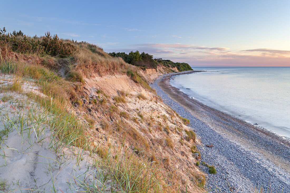 Cliffs and dunes in evening light, near Dranske, Peninsula Wittow, Island Ruegen, Baltic Sea coast, Mecklenburg-Western Pomerania, Northern Germany, Germany, Europe