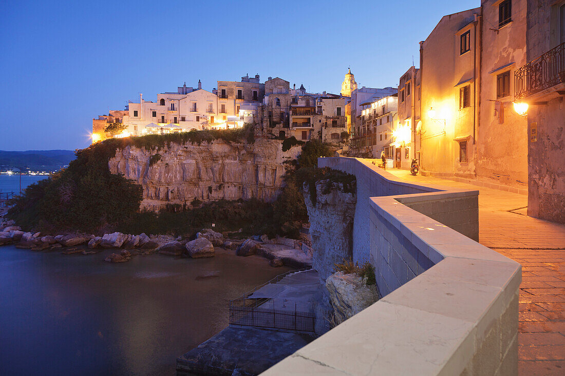 Old town with cathedral, Vieste, Gargano, Foggia Province, Puglia, Italy, Mediterranean, Europe