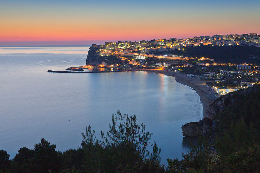 Peschici, Gargano, Provinz Foggia, Apulien, Italien, Mittelmeer, Europa