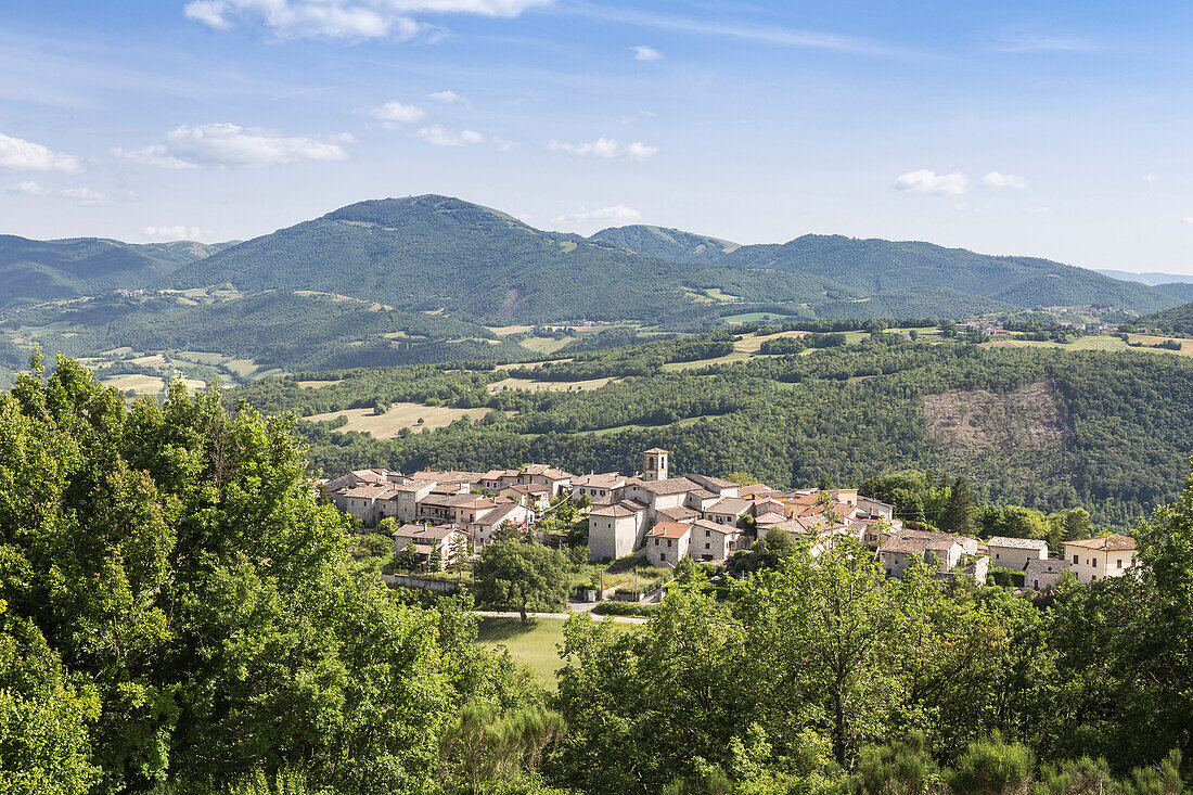 Das Dorf von Logna in der Valnerina, Umbrien, Italien, Europa