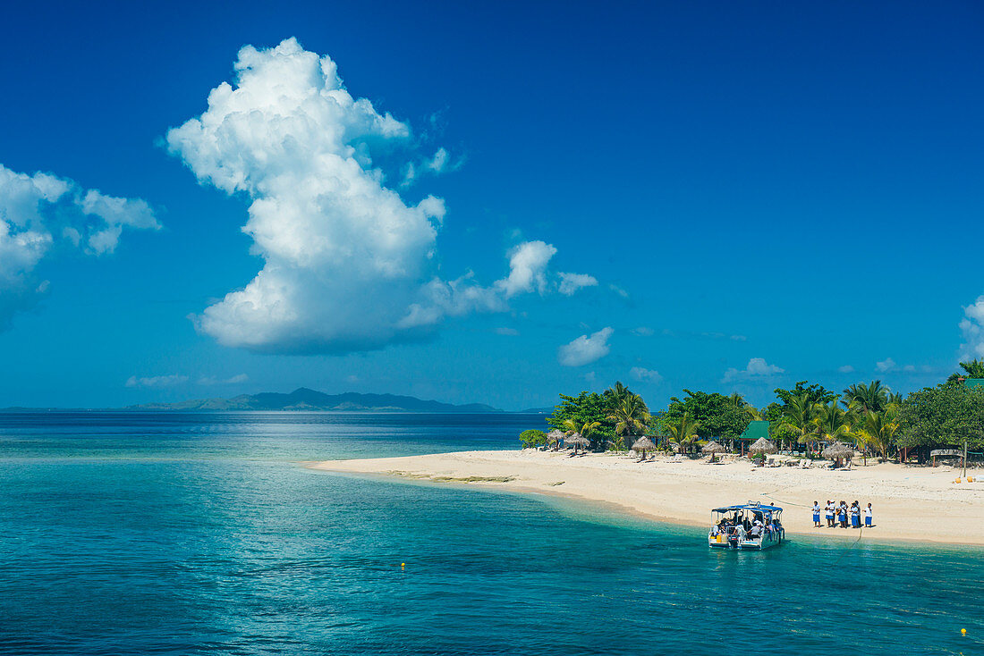 Beautiful South Sea island, Mamanuca Islands, Fiji, South Pacific