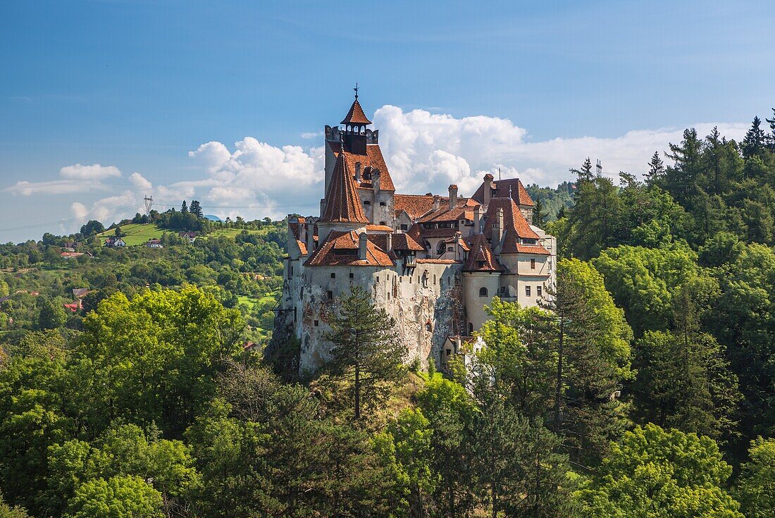Rumänien, Transilvania, Bran Stadt, Bran Schloss (Dracula Schloss).