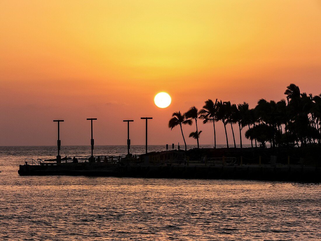 Sunset at Kailua Bay. Hawaii, USA.