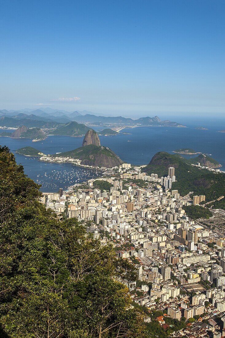 Brazil, Rio de Janeiro, view of the town from Corcovado lookout.