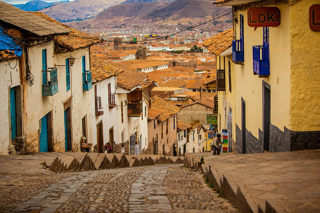 Cobblestone Straße Szene, Cusco, Peru, Südamerika