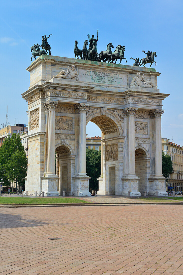 Arco Della Pace, Piazza Sempione, Milan, Lombardy, Italy, Europe