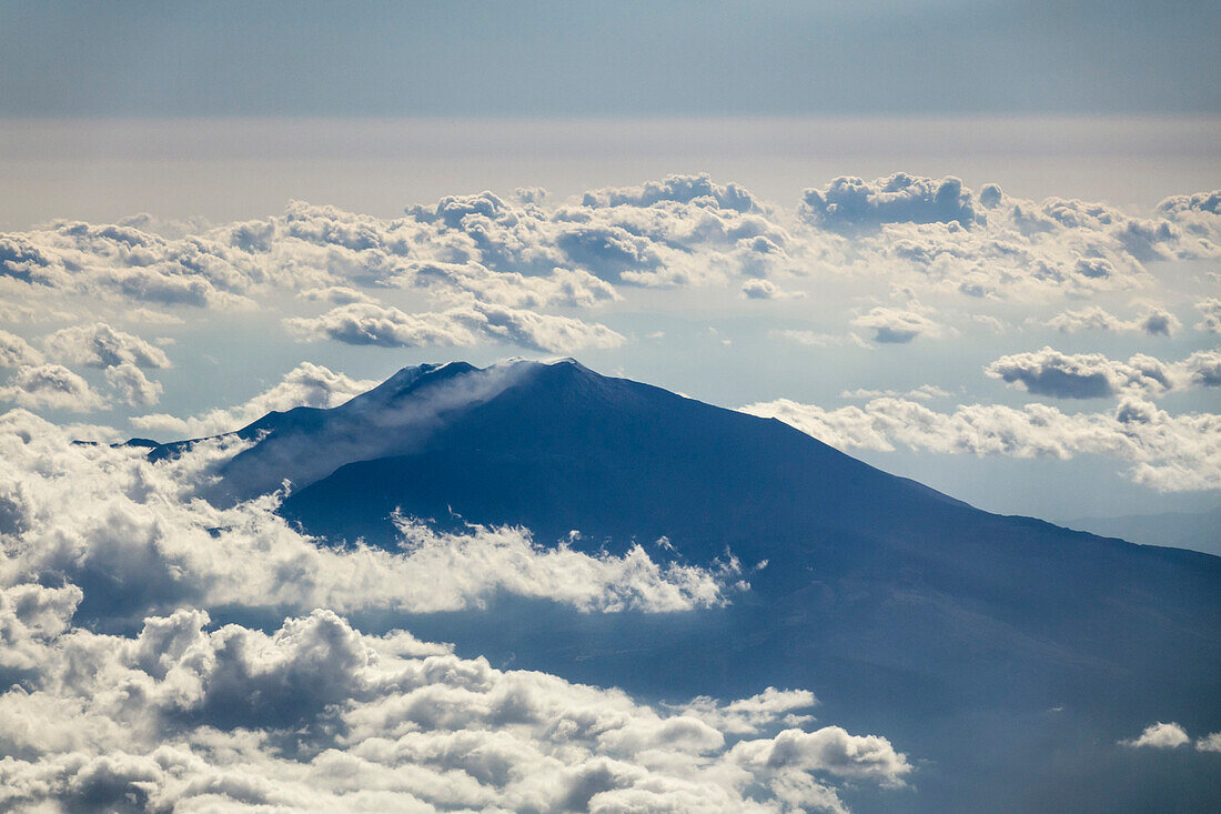 Mount Etna, volcano, Sicily, Tyrrhenian Sea, Mediterranean Sea, Italy, Europe