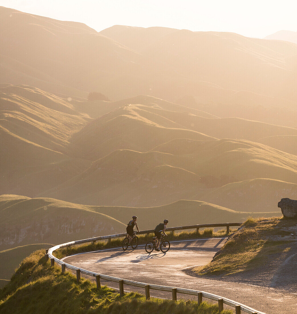 Zwei Radfahrer, Hastings, Napier, Hawks Bay, Nordinsel, Neuseeland, Ozeanien