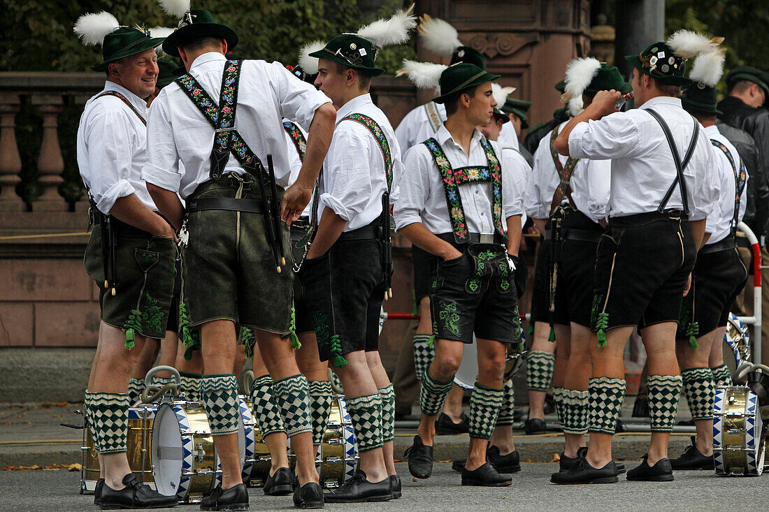 Costume parade for the Oktoberfest, Munich, Upper Bavaria, Bavaria, Germany