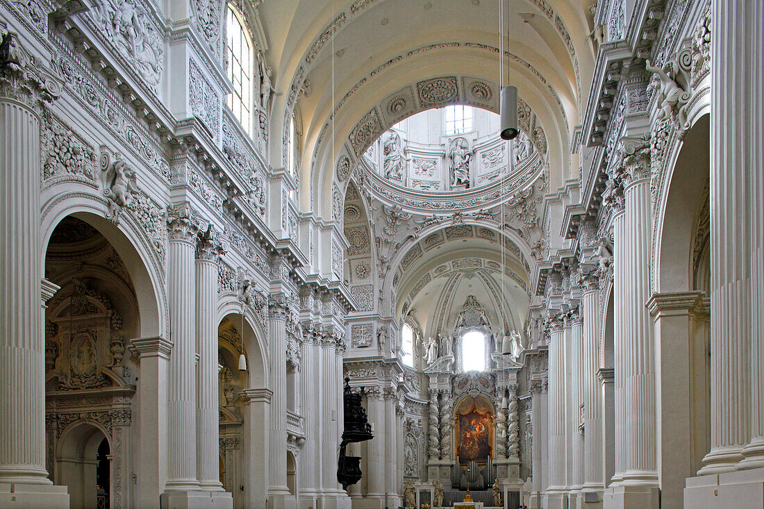 Theatinerkirche, Odeonsplatz, München, Oberbayern, Bayern, Deutschland