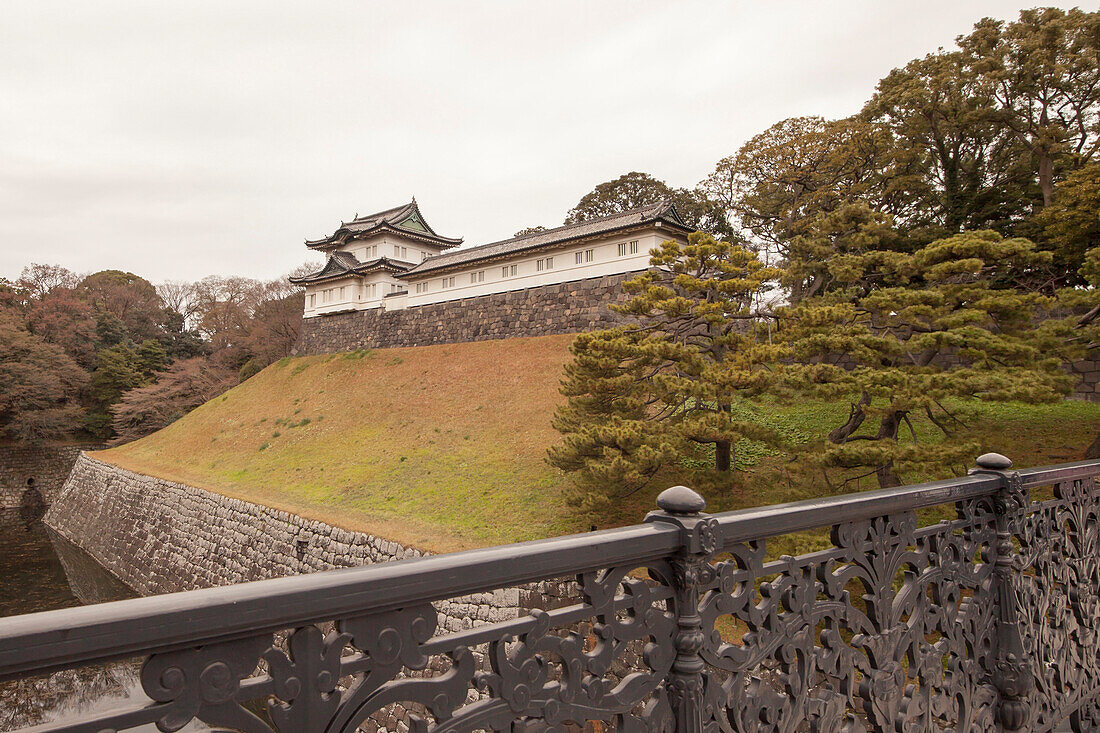 Fushimi-Yagura des Kaiserpalast, Chiyoda-ku, Tokio, Japan