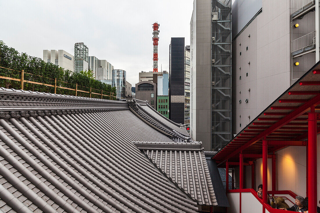 Dachgarten des Kabukiza in der Ginza, Chuo-ku, Tokio, Japan