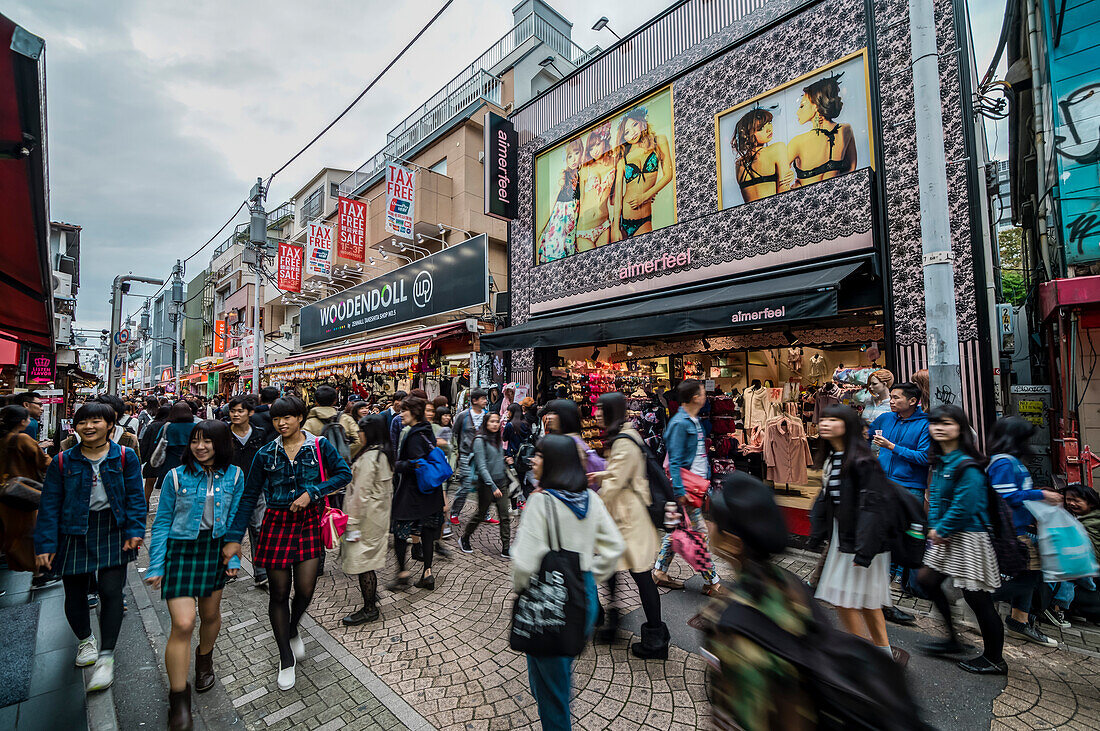 Crowd during weekend in Takeshita Dori Harajuku, Shibuya-ku, Tokyo, Japan