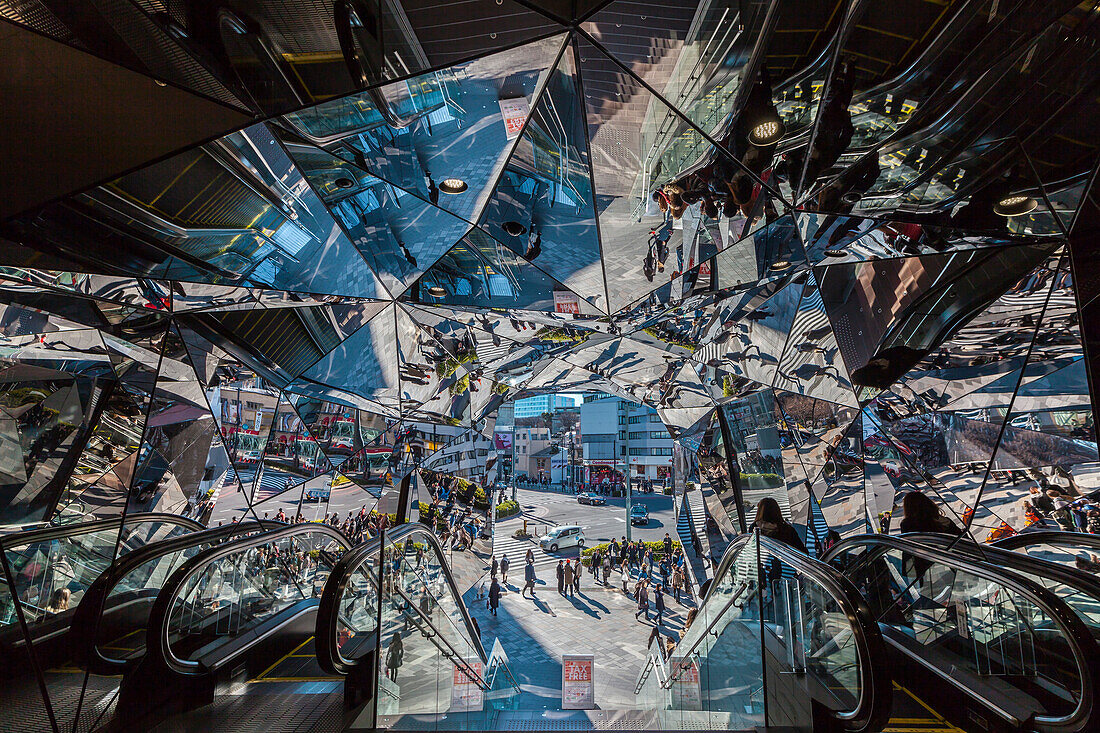 Mirror wall at entrance of Tokyu Plaza Omotesando, Shibuya-ku, Tokyo, Japan