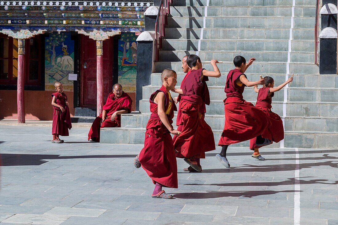 Thiksey Monastery, Indus Valley, Ladakh, India, Asia. Dance lessons before the festival.