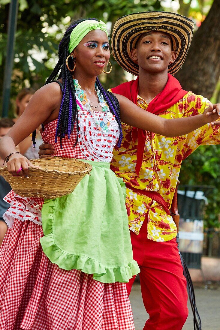 Typical dances, Plaza de Bolivar, Cartagena de Indias, Bolivar, Colombia, South America