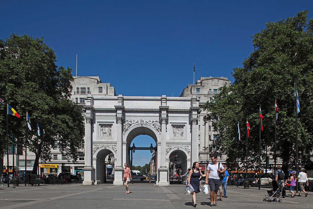 Marble Arch, Oxford Street, London, … – License image – 71139861 lookphotos