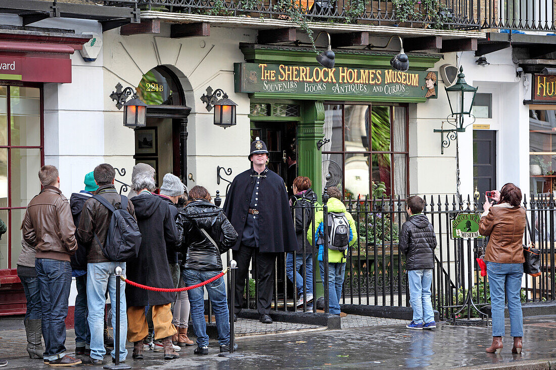 Sherlock Holmes Museum, Baker Street, Marylebone, London, Great Britain