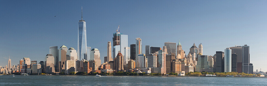 Lower Manhatten Skyline vom Hudson River, One World Trade Center, New York City, New York, USA