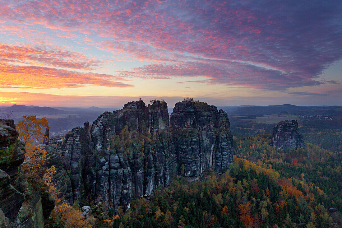 Schrammsteine, Sonnenuntergang, Herbst, Sächsische Schweiz, Sachsen, Deutschland, Europa