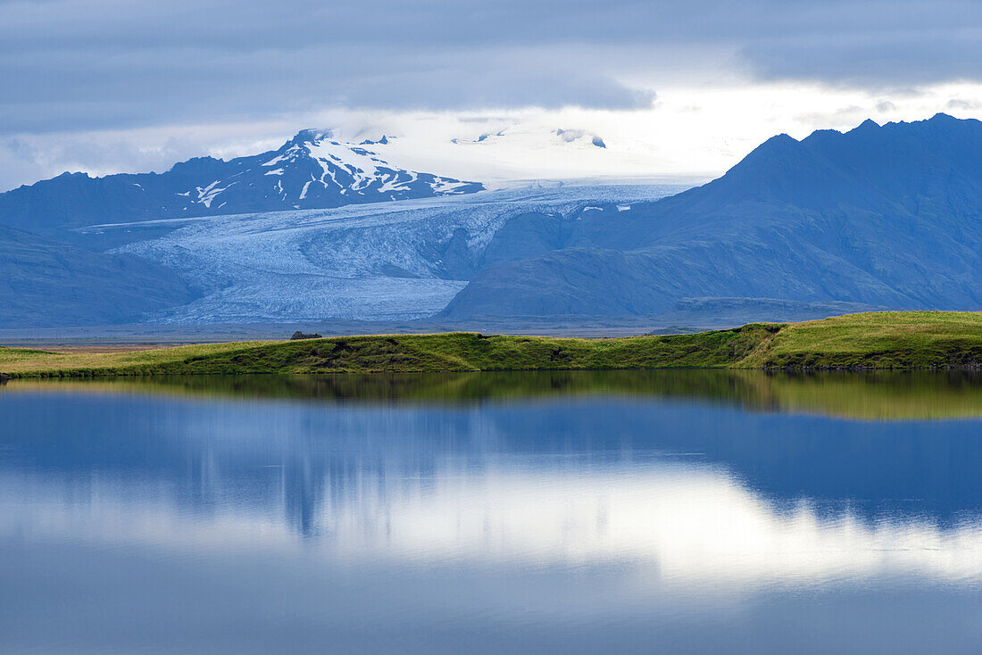 Gletscher, Gletscherzunge, Spiegelung, Vatnajökull, Pveit, Skrida, Island, Europa