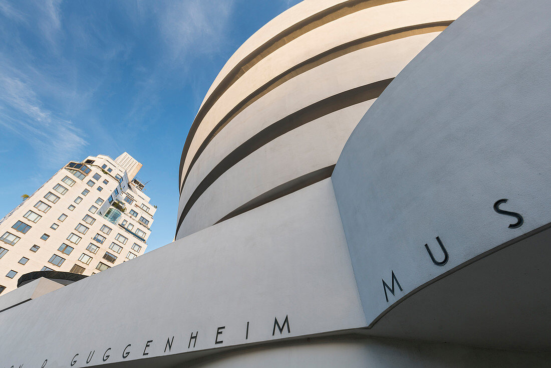 Solomon R. Guggenheim Museum, 5th Avenue, Manhatten, New York City, USA
