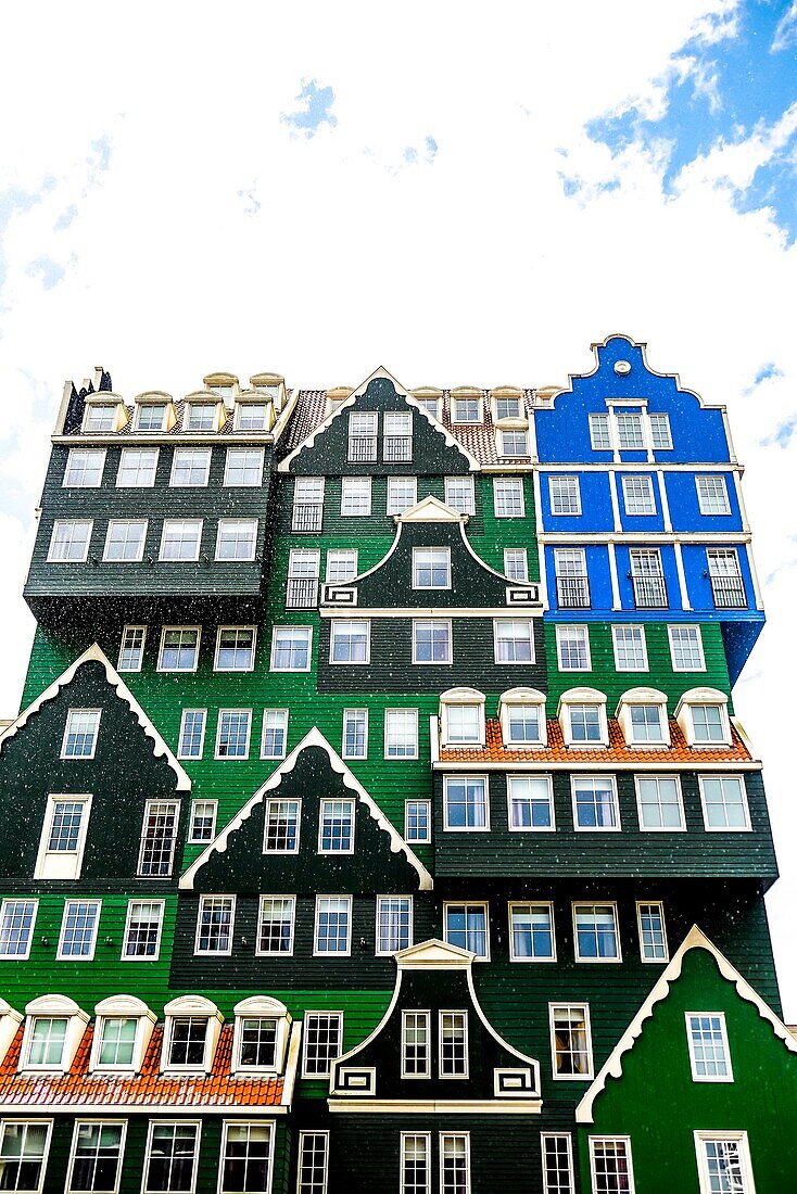 Inntel Hotel Amsterdam Zaandam â. Ein echtes Lebkuchenhaus, die Niederlande.