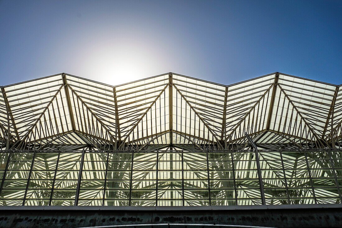 Bahnhof Oriente in Lissabon, entworfen vom Architekten Calatrava, Lissabon, Portugal, Europa.