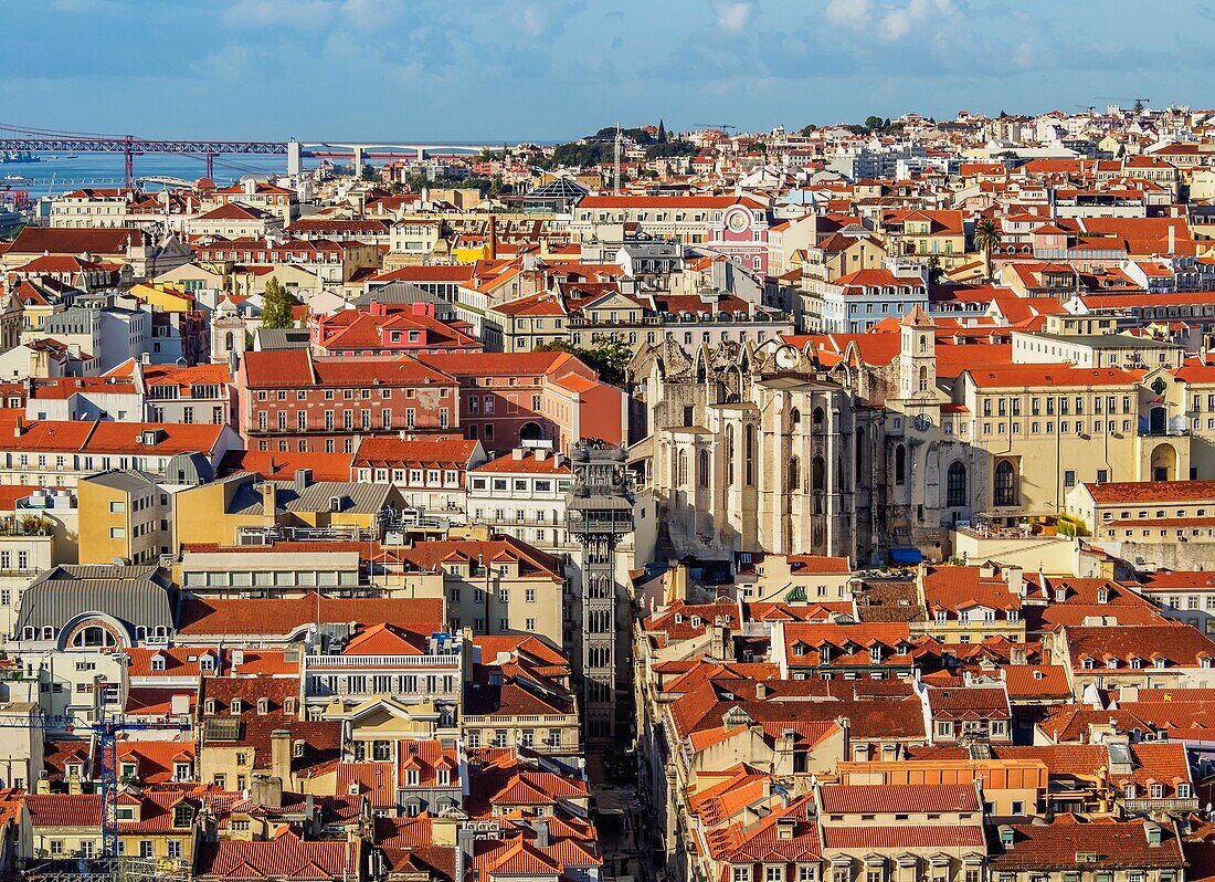 Portugal, Lisbon, Cityscape viewed from the Sao Jorge Castle.