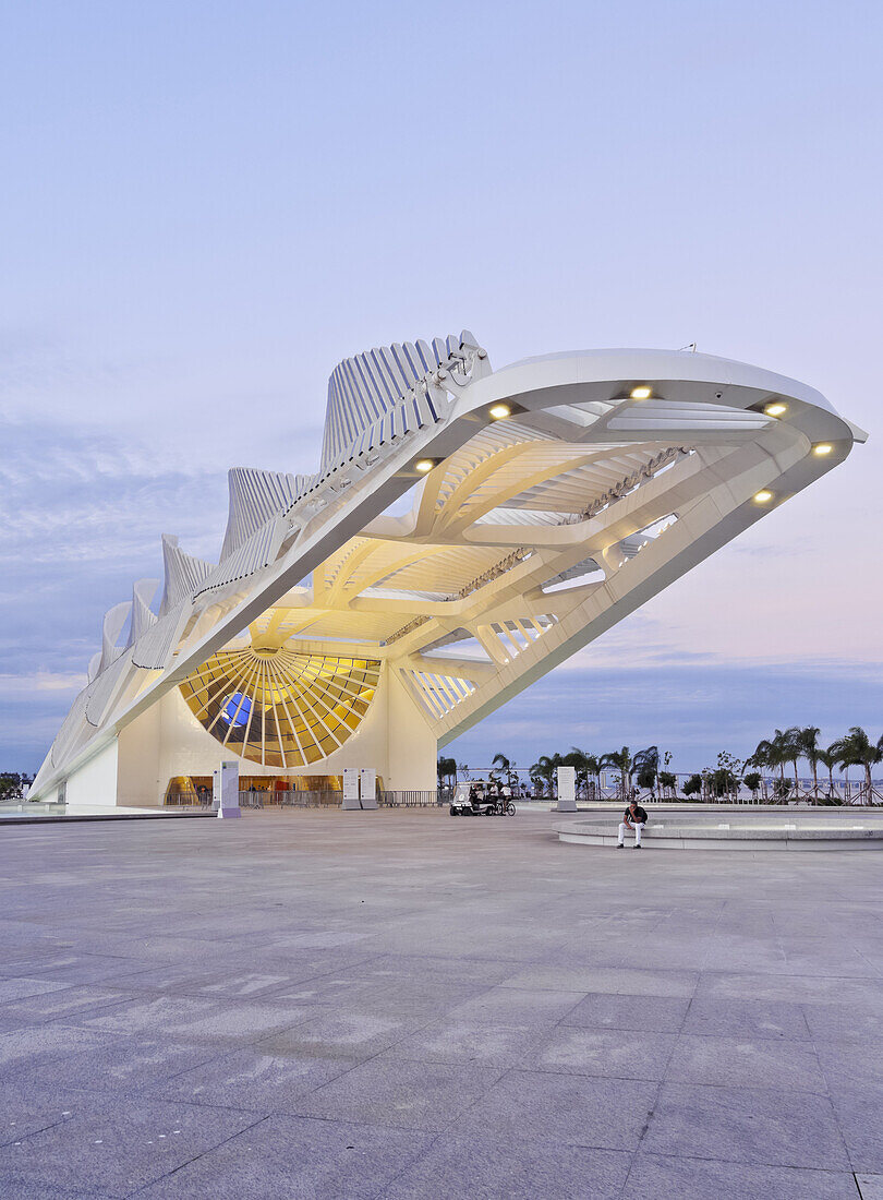 Twilight view of the Museum of Tomorrow (Museu do Amanha) by Santiago Calatrava, Praca Maua, Rio de Janeiro, Brazil, South America