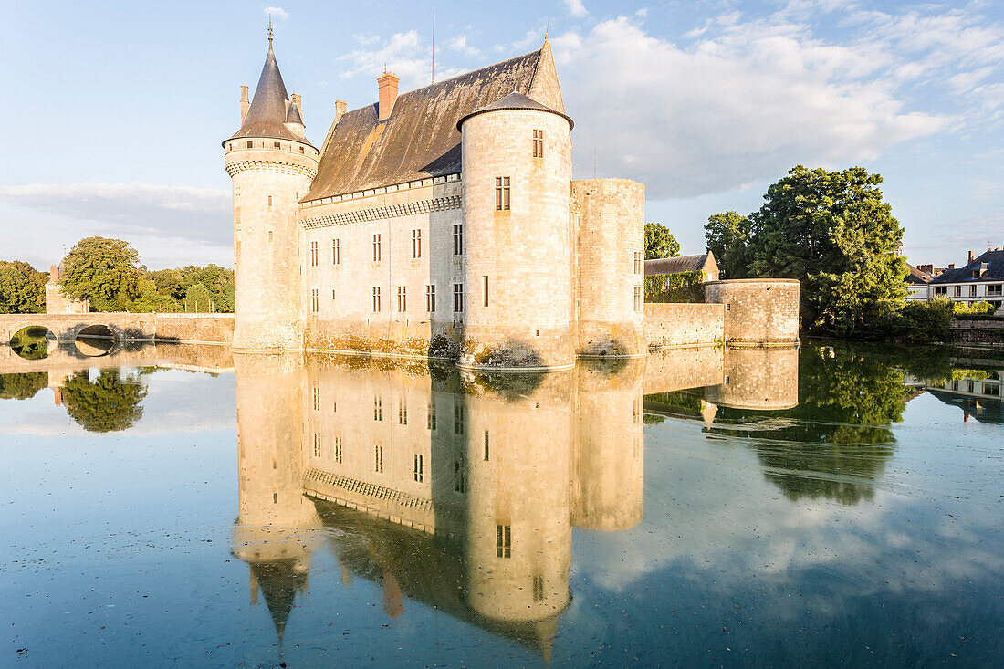 The Chateau de Sully-sur-Loire, seat of the Duke de Sully, Loiret, France, Europe