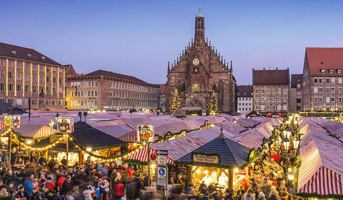 Christmas Market , Christkindlesmarkt,  Hauptplatz, Nuremberg , NÃ¼rnberg, Germany