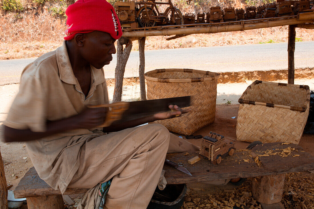 Africa, Malawi, Lilongwe district, Wood crafts