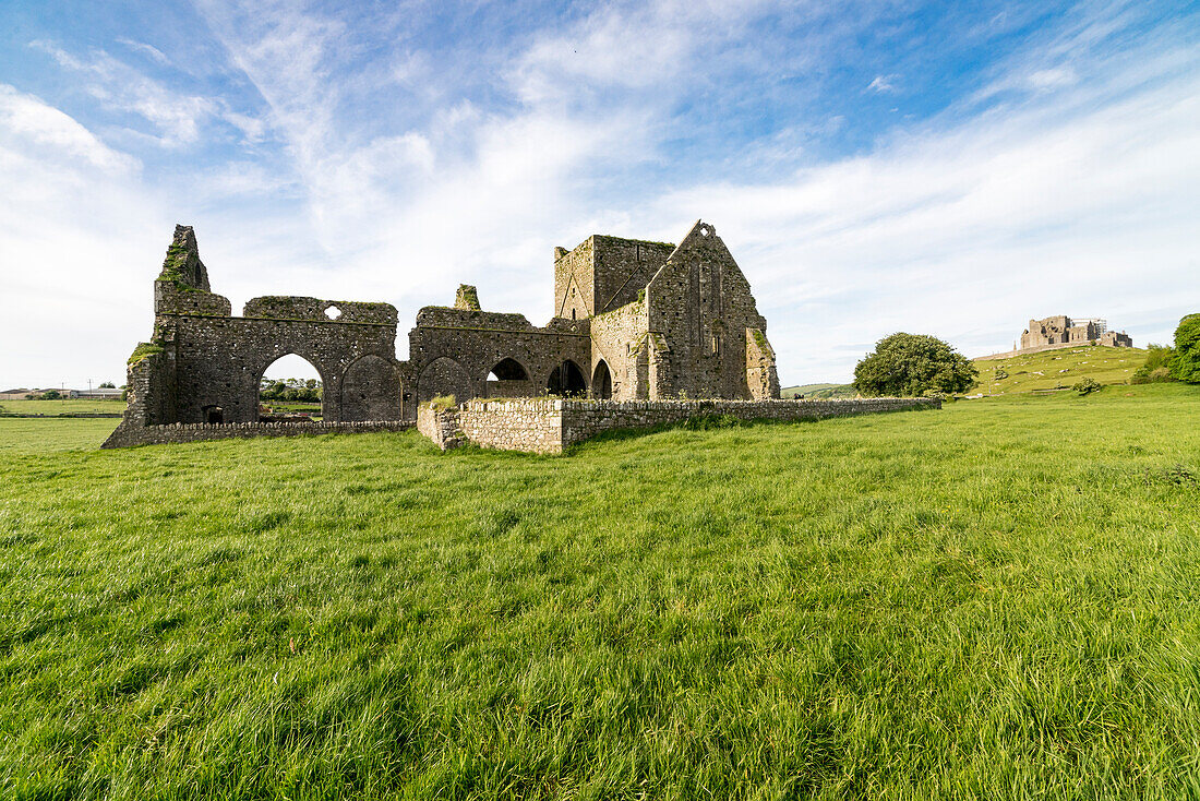 Hore Abbey and Rock of Cashel on the background, Cashel, Co, Tipperary, Munster, Ireland, Europe