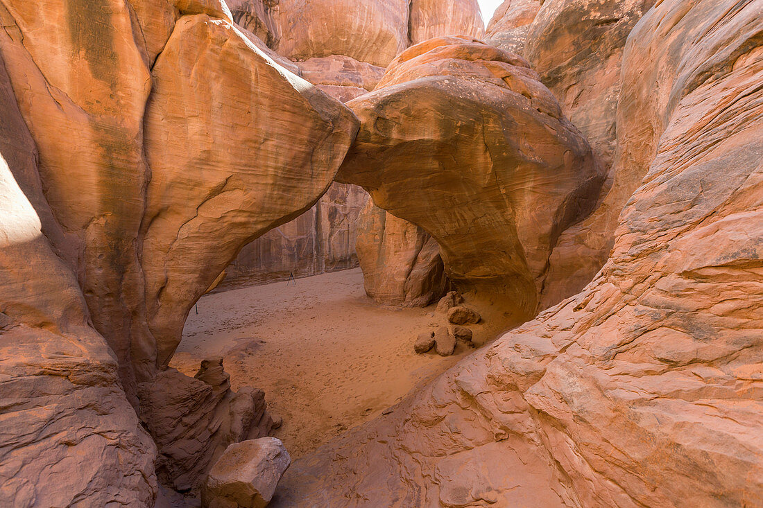 Sand Dune Arch, Arches National Park, Moab, Grand County, Utah, USA