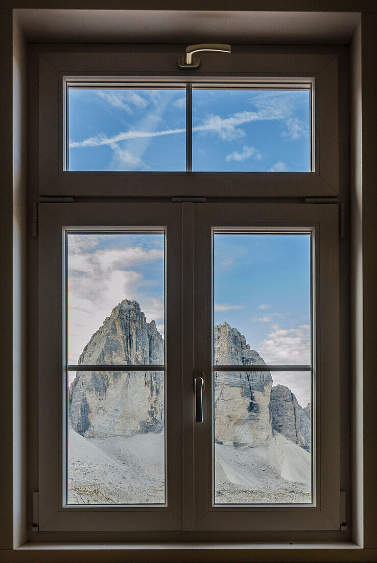Tre Cime di Lavaredo, Three peaks of lavaredo, Drei Zinnen, Croda dei Toni, Dolomites, Veneto, South Tirol, Italy, Tre Cime di lavaredo from Locatelli's window