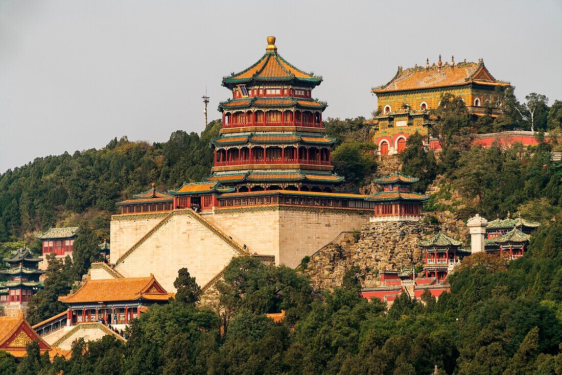 Longevity Hill with Tower of Buddhist Incense, Summer Palace, Beijing, People's Republic of China, Asia.