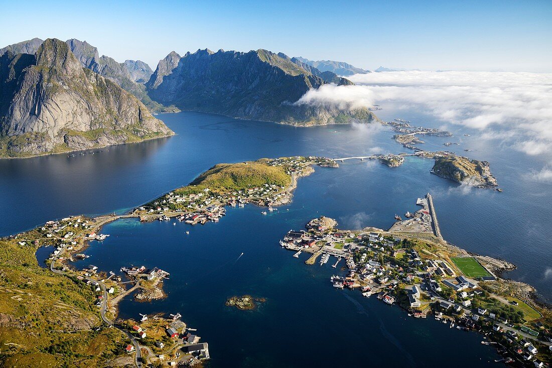 Norway, Nordland, Lofoten islands, Moskenesoy island, view of the fishing villages of Reine, Sakrisoy, Toppoy and Hamnoy from Reinebringen (448m).