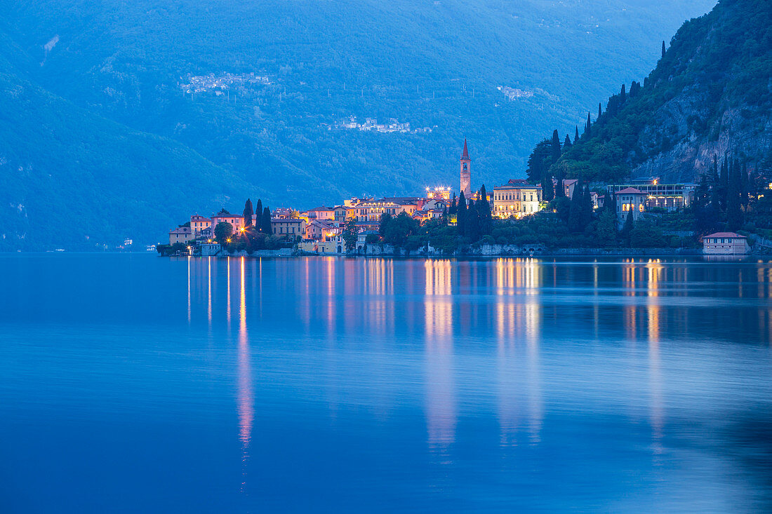 Varenna's town reflexes at blue hour - Como lake - Lombardy