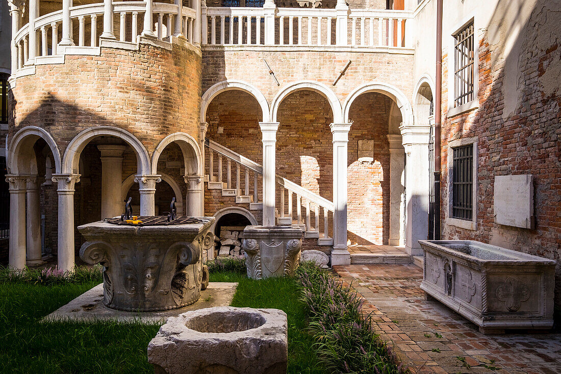 Venice, Veneto, North East, Italy Europe, Contarini del Bovolo spiral staircase