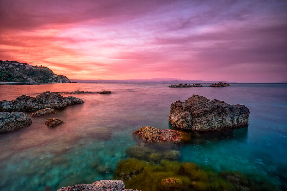 Capo Vaticano, Tyrrhenian Sea, Tyrrhenian Coast, Calabria, Italy, A pinkish dawn at Capo Vaticano, Santa Maria resort